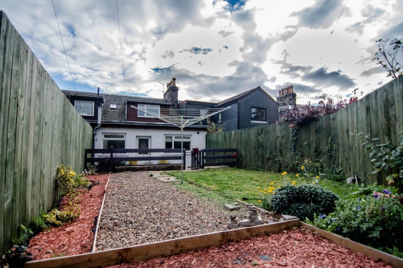 Wells Street Cottages No 26 By The River Ness Inverness Exterior photo